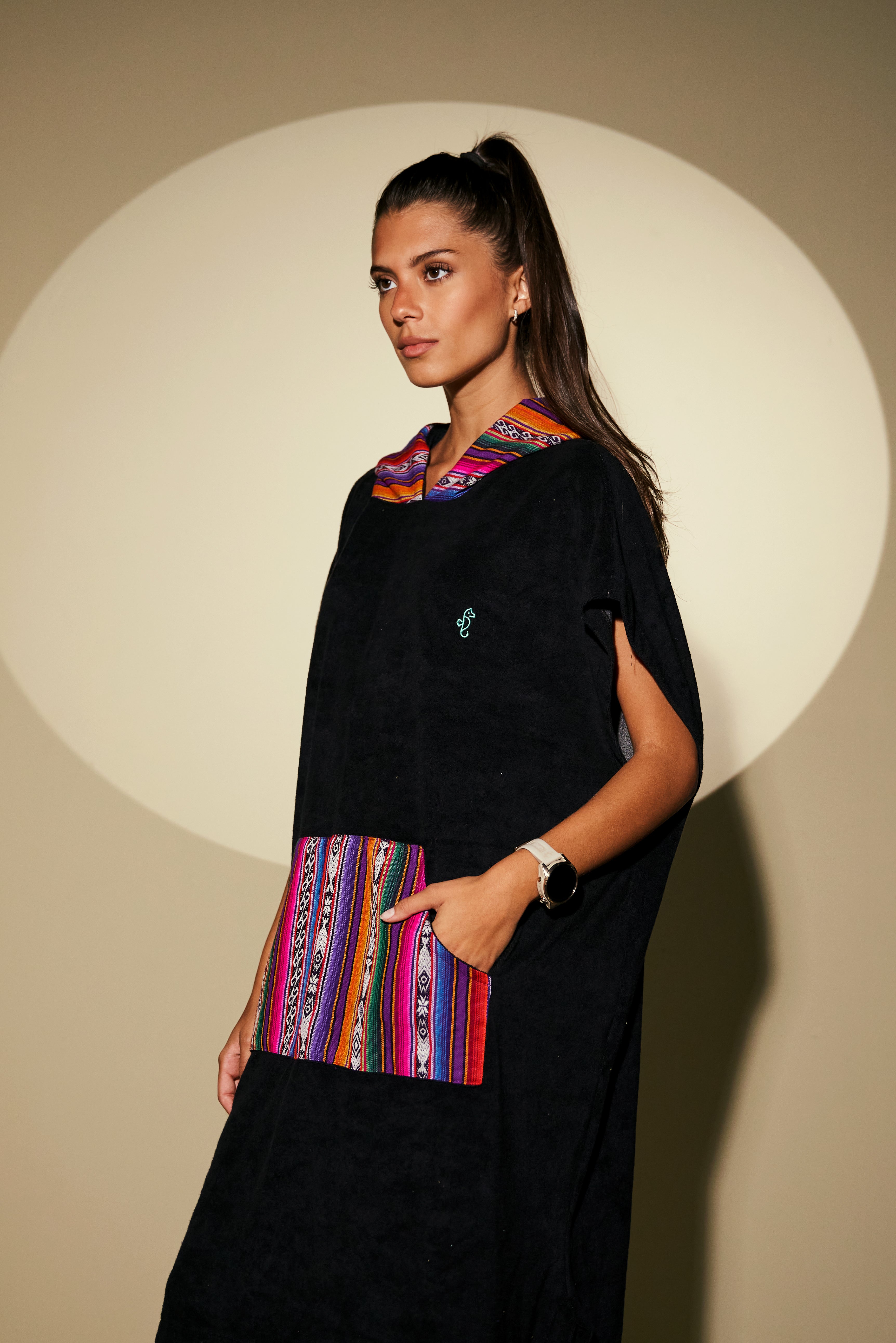 Poncho Unisexx Mexicano Preto