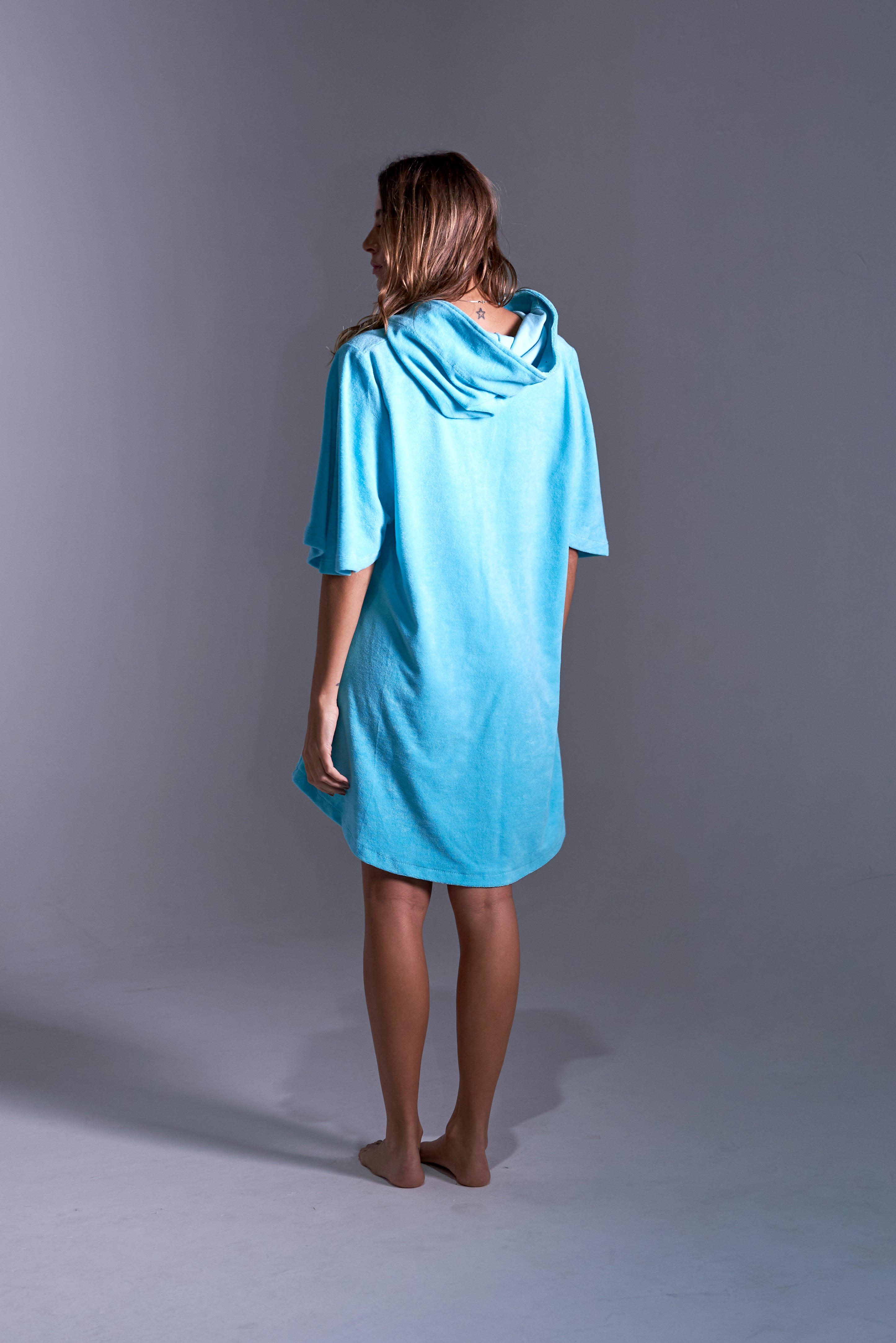 Poncho Feminino Azul Turquesa